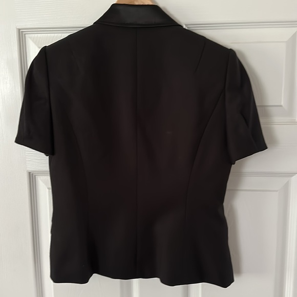 Anne Klein 2-Piece Pant Suit size 2P - Picture 3 of 4